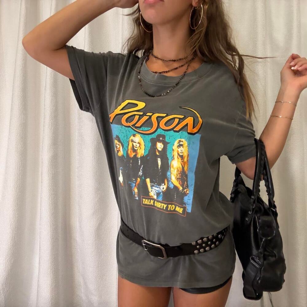 Poison graphic baby tee